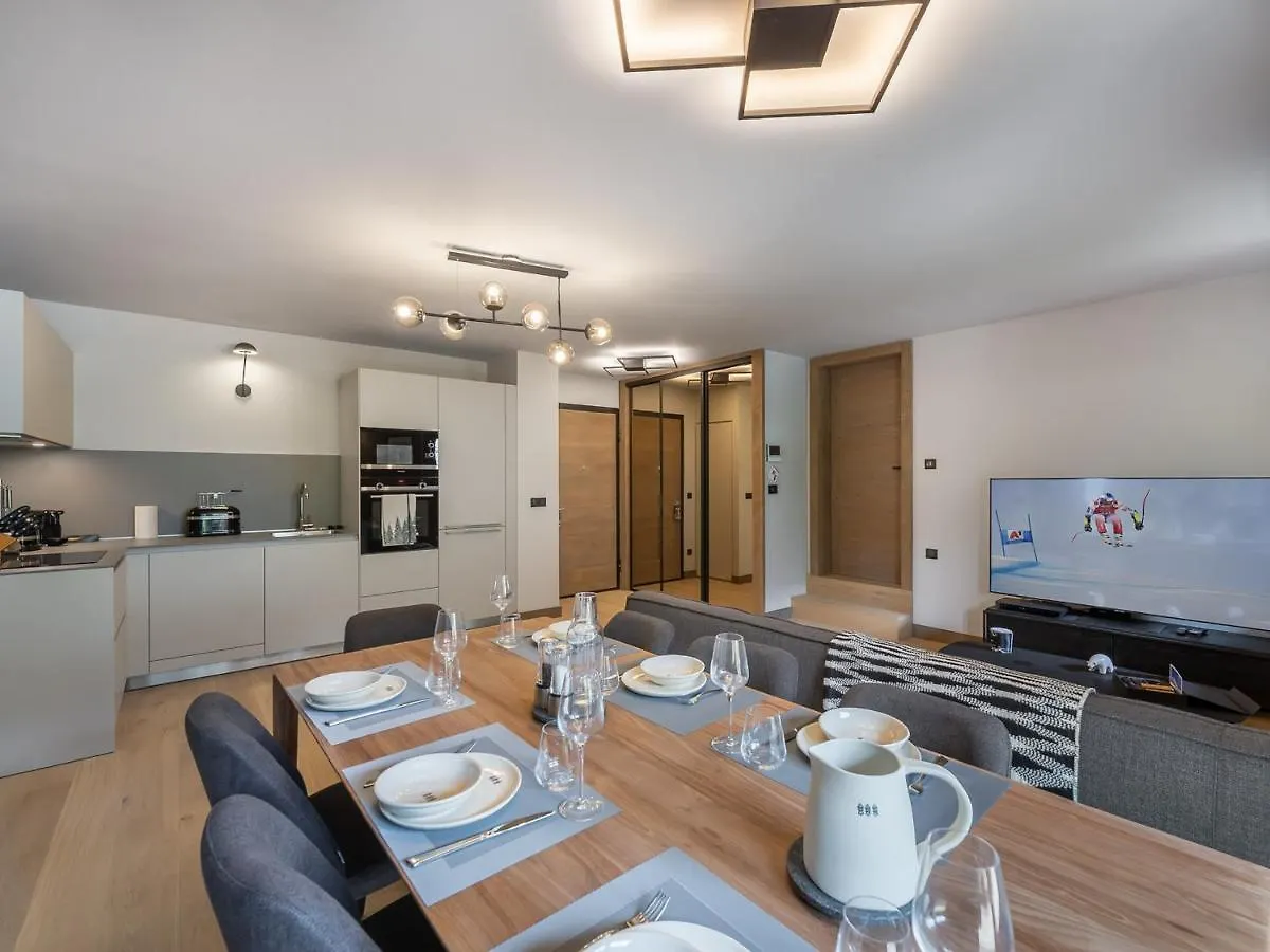 Apartment Appartement Avec Piscine, Salle De Sport Et Parking Couvert - Fr-1-569-105 Megeve