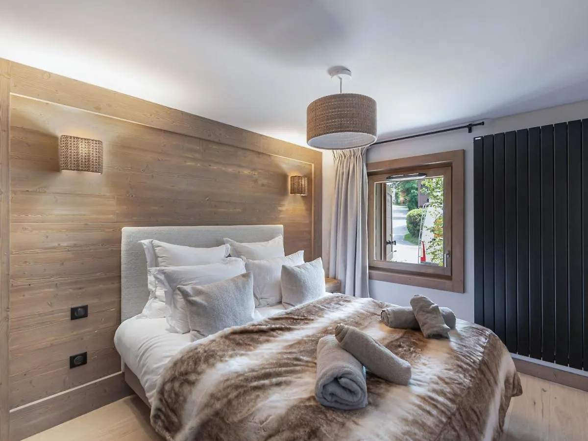 Appartement Avec Piscine, Salle De Sport Et Parking Couvert - Fr-1-569-105 Megève